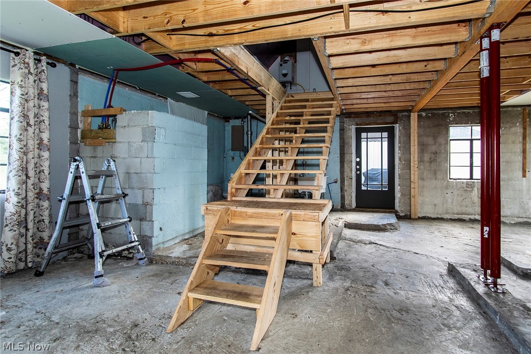 County/Lorain - Residential