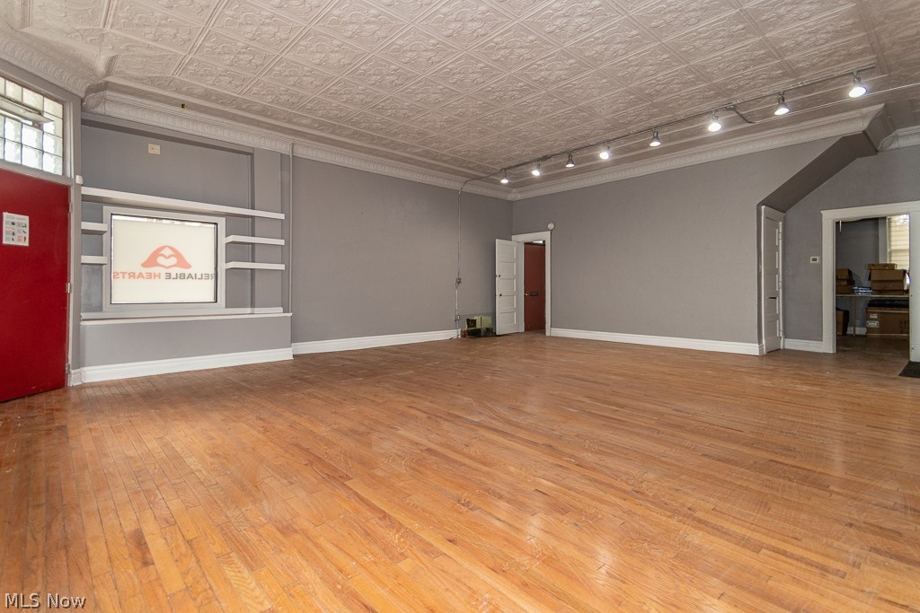 Mrs L Shidlers Resub - Commercial Sale