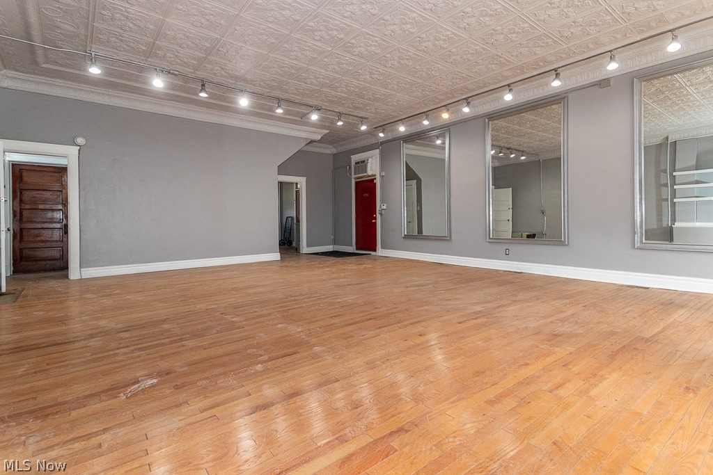 Mrs L Shidlers Resub - Commercial Sale