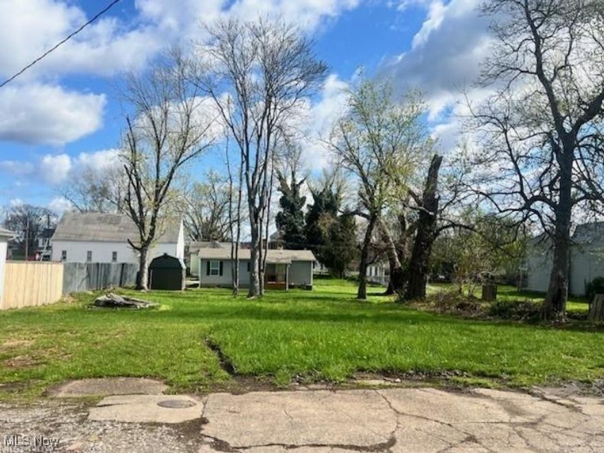 Two Lots in North Parkersburg, West Virginia.  Previous Structure has been cleared off.