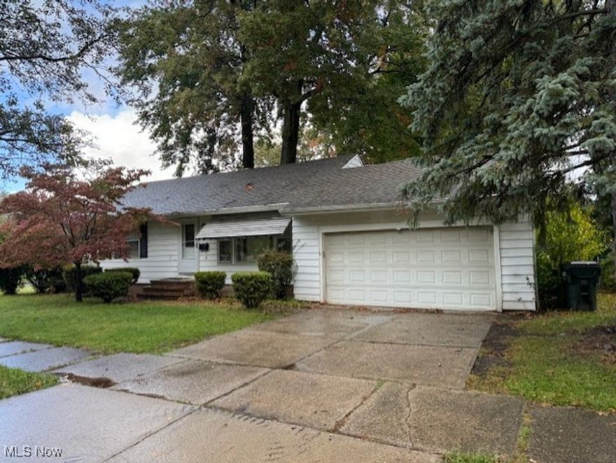 Great 3 Bedroom Ranch with Attached 2 Car Garage. Spacious living room with newer hardwood floors. Updated kitchen with nice appliances and dining room off of kitchen. Forced air and Central AC. Large recreational space in the basement. Newer washer and dryer included.  3-season room in back-yard. Call today to schedule a showing !!!