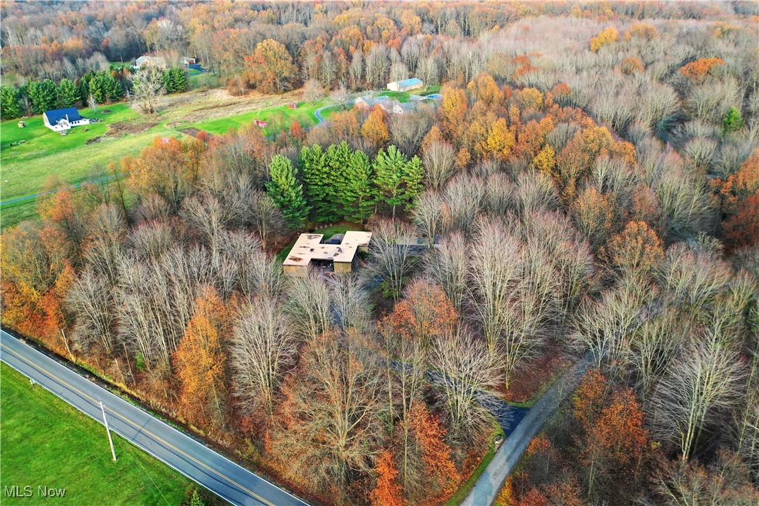 Imagine building your dream home on a stunning wooded lot, surrounded by nature’s serenity. This unique property includes an additional 20 acres of common area, perfect for recreation, trails, or simply enjoying the natural beauty. Customize your space to create the home and lifestyle you’ve always envisioned, all while preserving the tranquility and privacy of this expansive land.