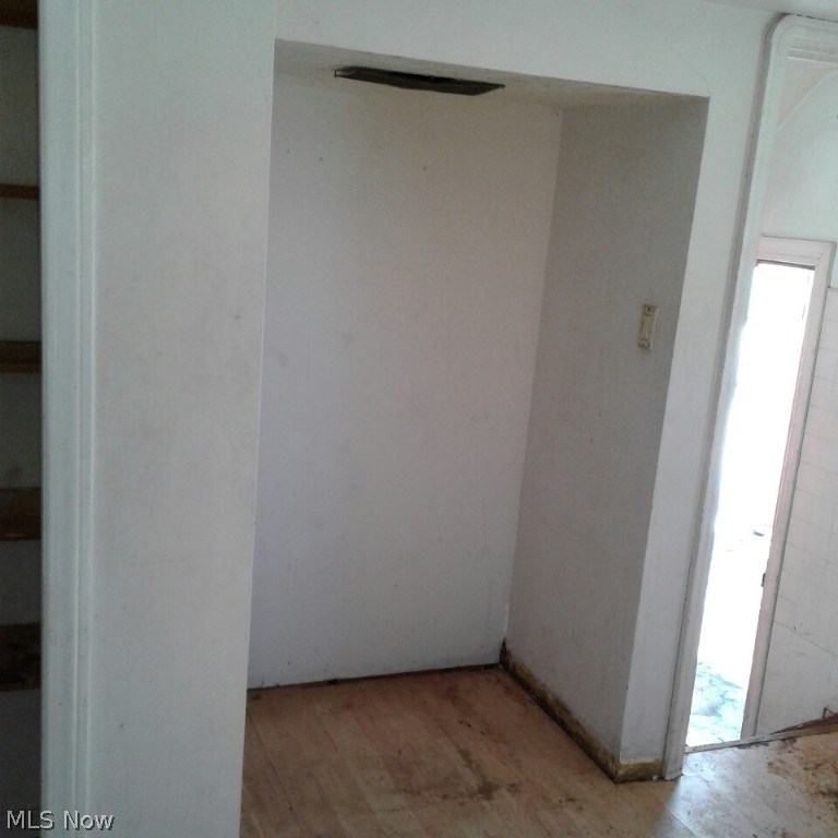 Shaker Lee - Residential