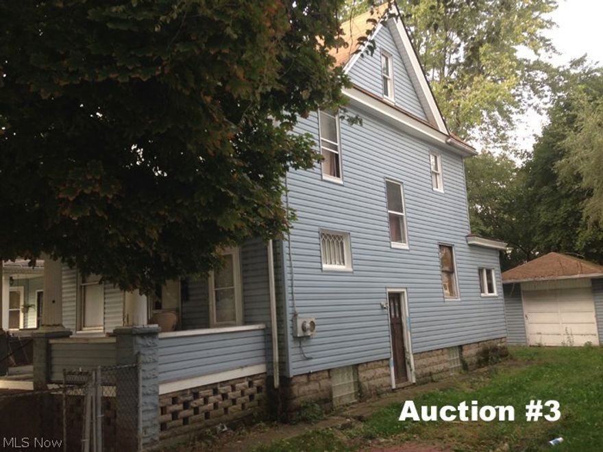 Absolute auction, all sells to the highest bidder on location:   MONDAY – NOVEMBER 9, 2015 – 12:00 PM  Investment Home  TERMS ON REAL ESTATE: 15% down auction day, balance due at closing. Buyer's premium of 10% to be added to the final bid to establish the purchase price. Any desired inspections must be made prior to bidding. All information contained herein was derived from sources believed to be correct. Information is believed to be accurate but not guaranteed.