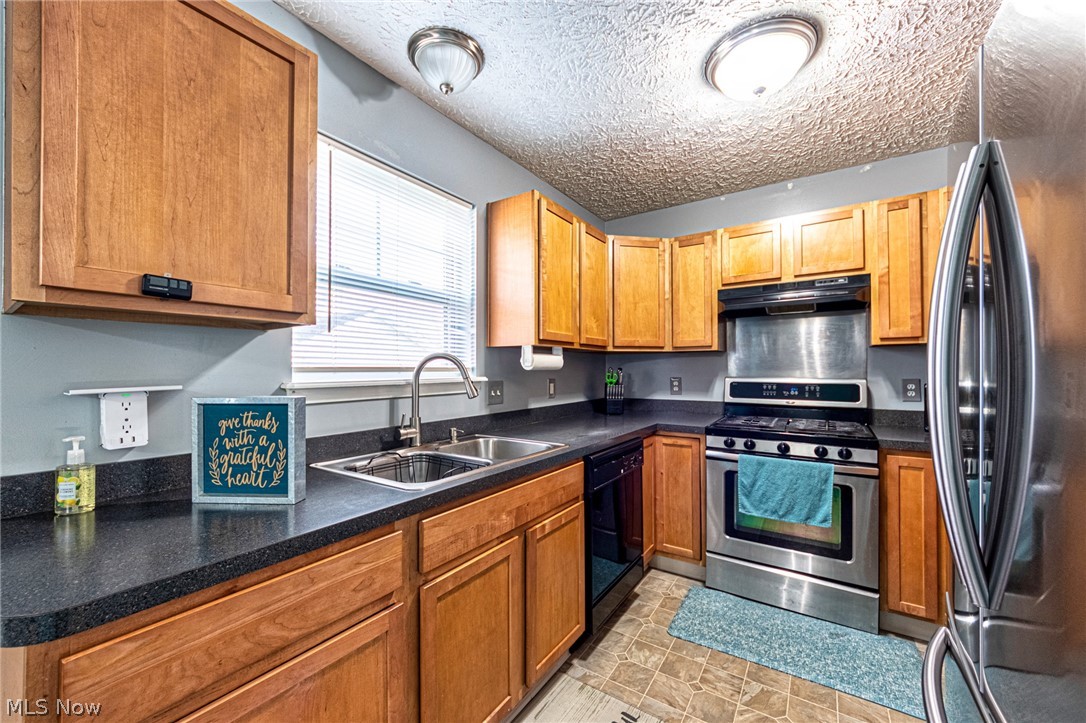 Elijah F Davis - Residential