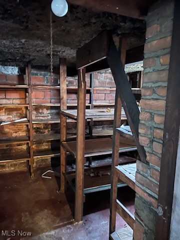 Colonial Heights - Residential Income