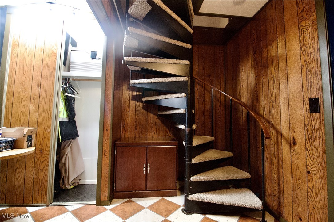 Creekstone Condo - Residential