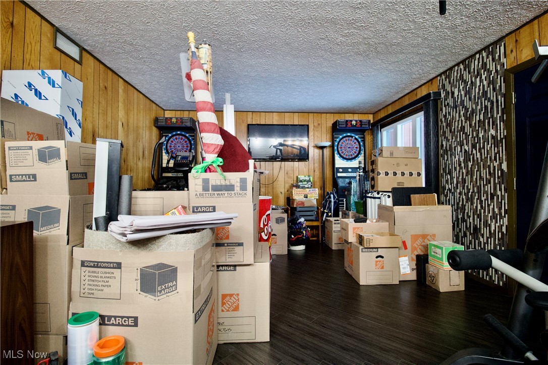 Creekstone Condo - Residential