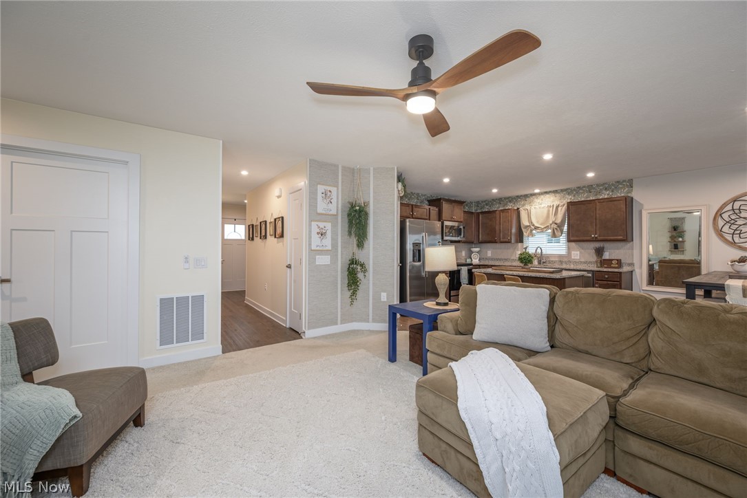 Bates Xing Sub Ph - Residential