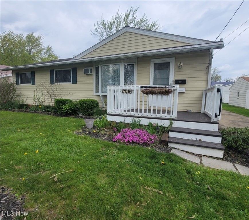 736 Thornwood Street, Elyria, Ohio image 35