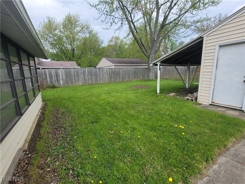 736 Thornwood Street, Elyria, Ohio image 31