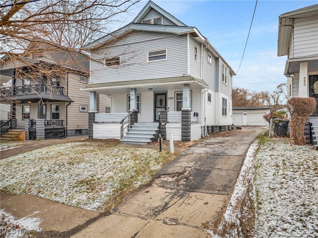 Photo of 3367 E 102nd Street, Cleveland, OH 44104 (MLS # 5178593)