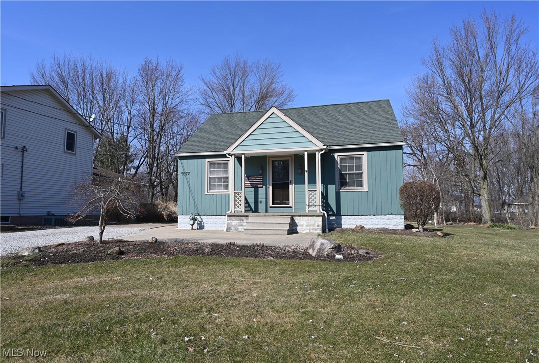 The cutest Cape Cod on the market! Check out this three bed and one bath home on 1.5+ acres in Sheffield Village. Third bedroom is finished attic. First floor boosts two bedrooms, large living room, full bath, large eat in kitchen, and a relaxing sunroom/screened in porch. This home is equipped with a Generac generator. There is a 25'x30' barn on the property. A/C and furnace have been replaced in the last five years. Tankless Water Heater is 1 year old. Laundry area in the basement with a large cedar closet. This home has been loved and well maintained- come see it today!
