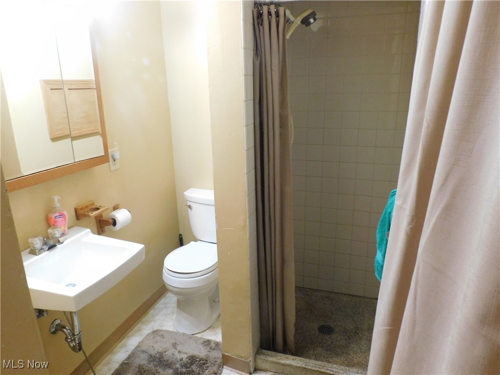 Connecticut Western Reserve - Residential