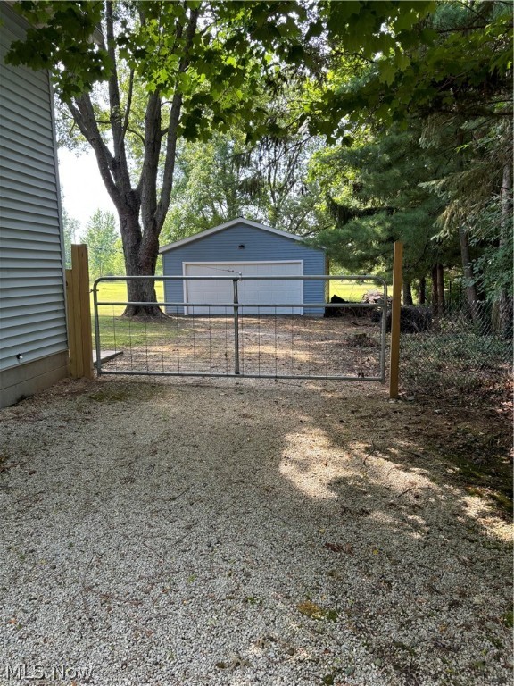 Procheska Rolling Acres 01 - Residential