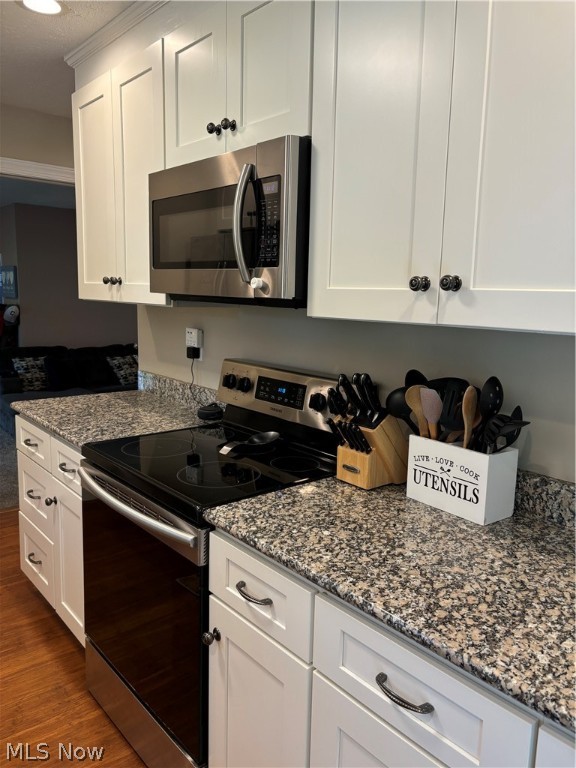 Procheska Rolling Acres 01 - Residential