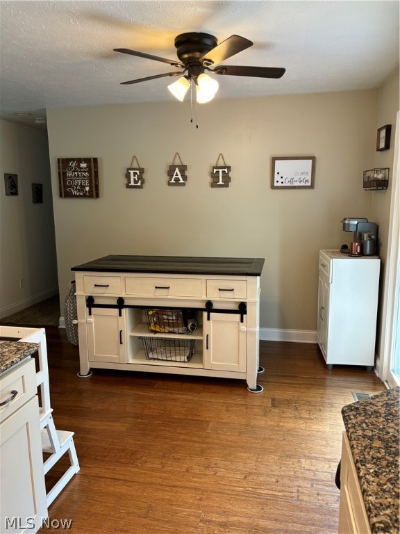 Procheska Rolling Acres 01 - Residential