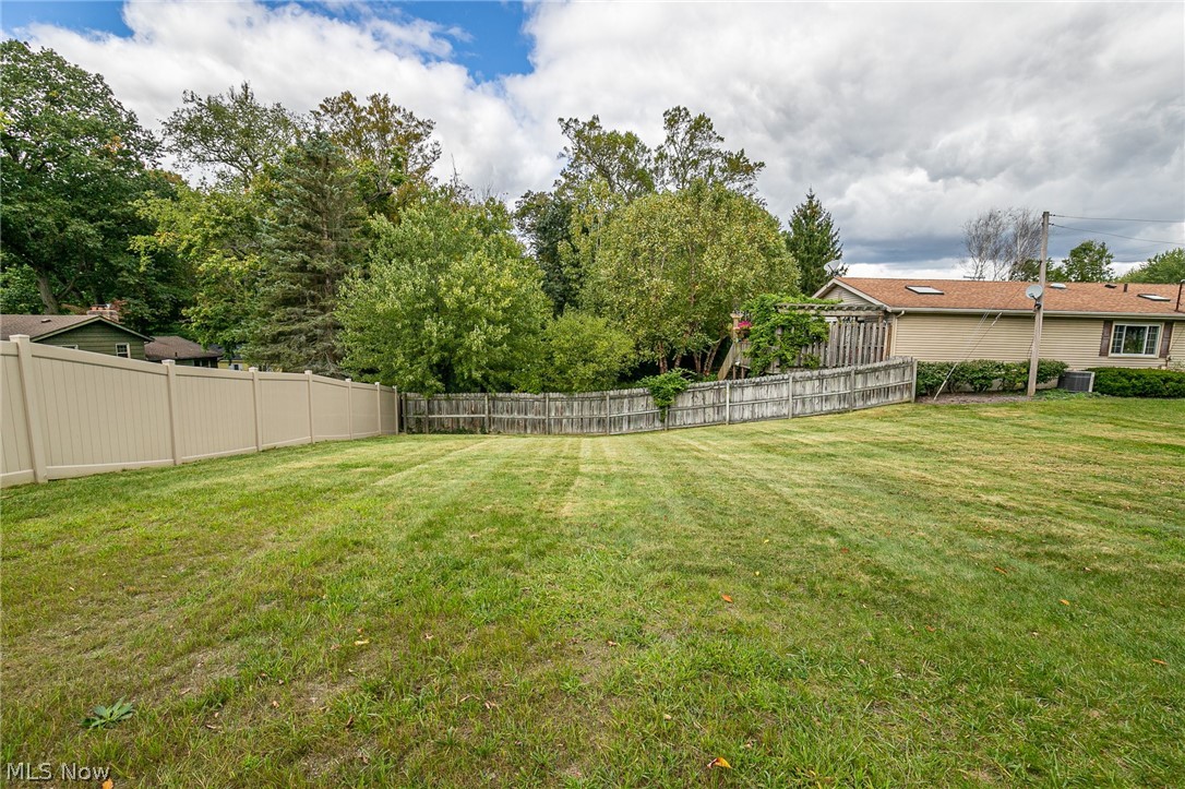 North Portage Path Est - Residential