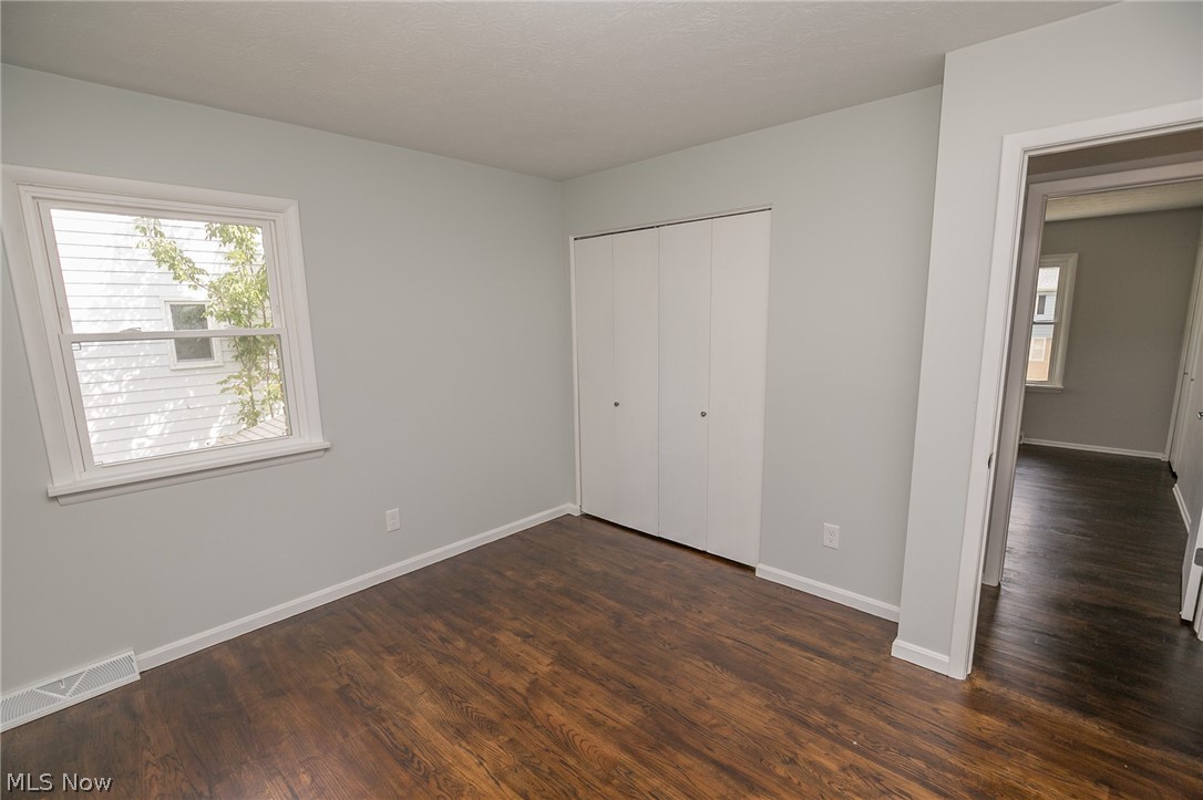 North Portage Path Est - Residential