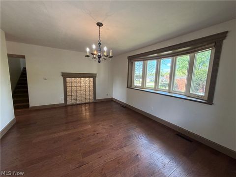 Tiny photo for 4602 7th Avenue, Vienna, WV 26105 (MLS # 5202647)