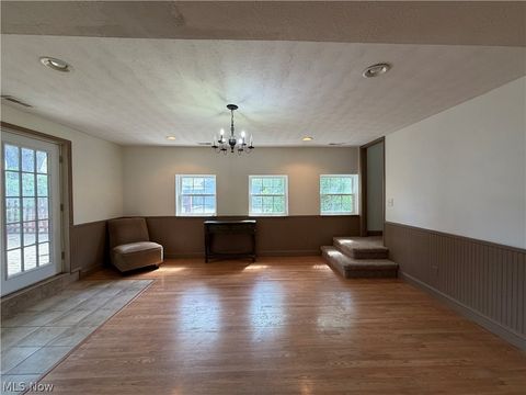 Tiny photo for 4602 7th Avenue, Vienna, WV 26105 (MLS # 5202647)