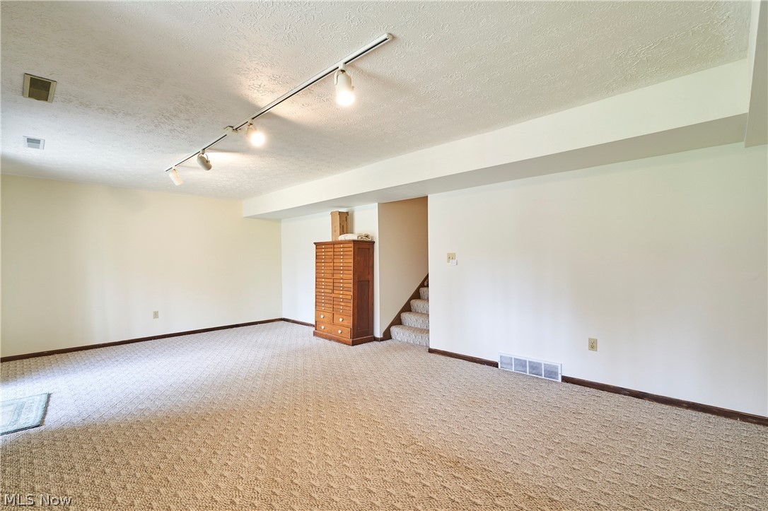 Granger Lake Condo - Residential