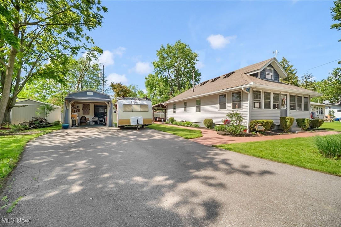 184 Brookshore Drive, Chippewa Lake, Ohio image 2