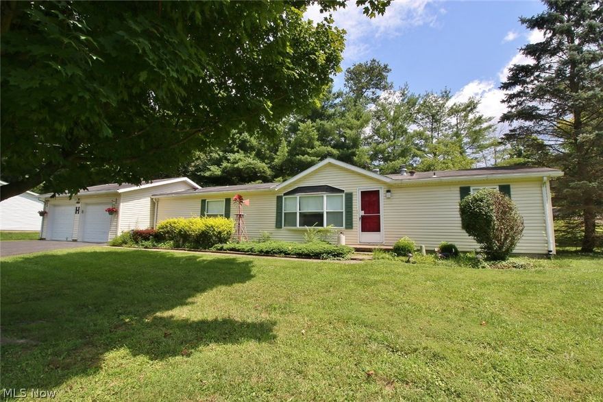 Conveniently located one story home on a corner lot, close to hospital, doctor offices and shopping. 3 bedrooms plus den and open floor plan. Fenced yard for your pet and extra storage building plus a 2-car attached garage.