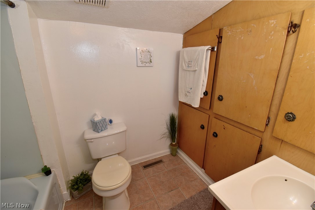 Hall - Residential