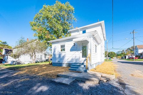 Tiny photo for 385 Park Avenue, East Palestine, OH 44413 (MLS # 5161510)