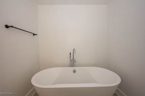 Tiny photo for 385 Park Avenue, East Palestine, OH 44413 (MLS # 5161510)