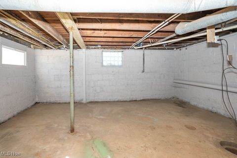 Tiny photo for 385 Park Avenue, East Palestine, OH 44413 (MLS # 5161510)
