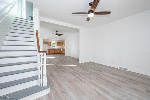Tiny photo for 385 Park Avenue, East Palestine, OH 44413 (MLS # 5161510)