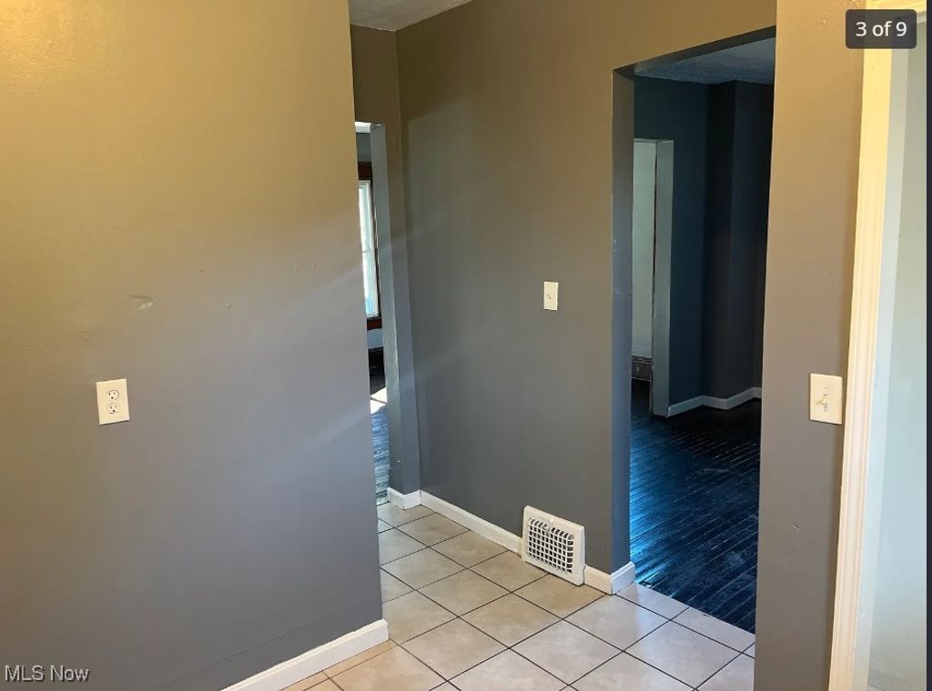 Photo of 582 Corice Street, Akron, OH 44311 (MLS # 5178281)