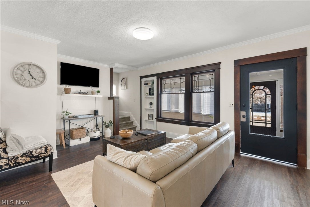 3434 W 122nd Street