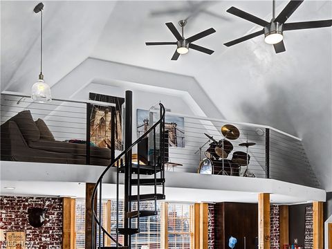 Tiny photo for 37931 Vine Street, Willoughby, OH 44094 (MLS # 5190238)