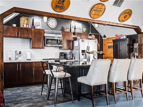 Tiny photo for 37931 Vine Street, Willoughby, OH 44094 (MLS # 5190238)