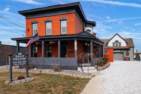 Photo of 37931 Vine Street, Willoughby, OH 44094 (MLS # 5190238)