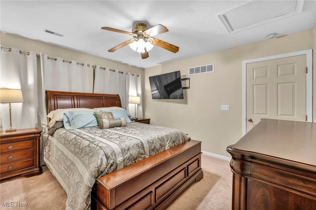 38484 Misty Meadow Trail, North Ridgeville, Ohio image 27