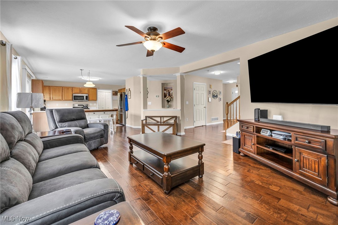 38484 Misty Meadow Trail, North Ridgeville, Ohio image 23