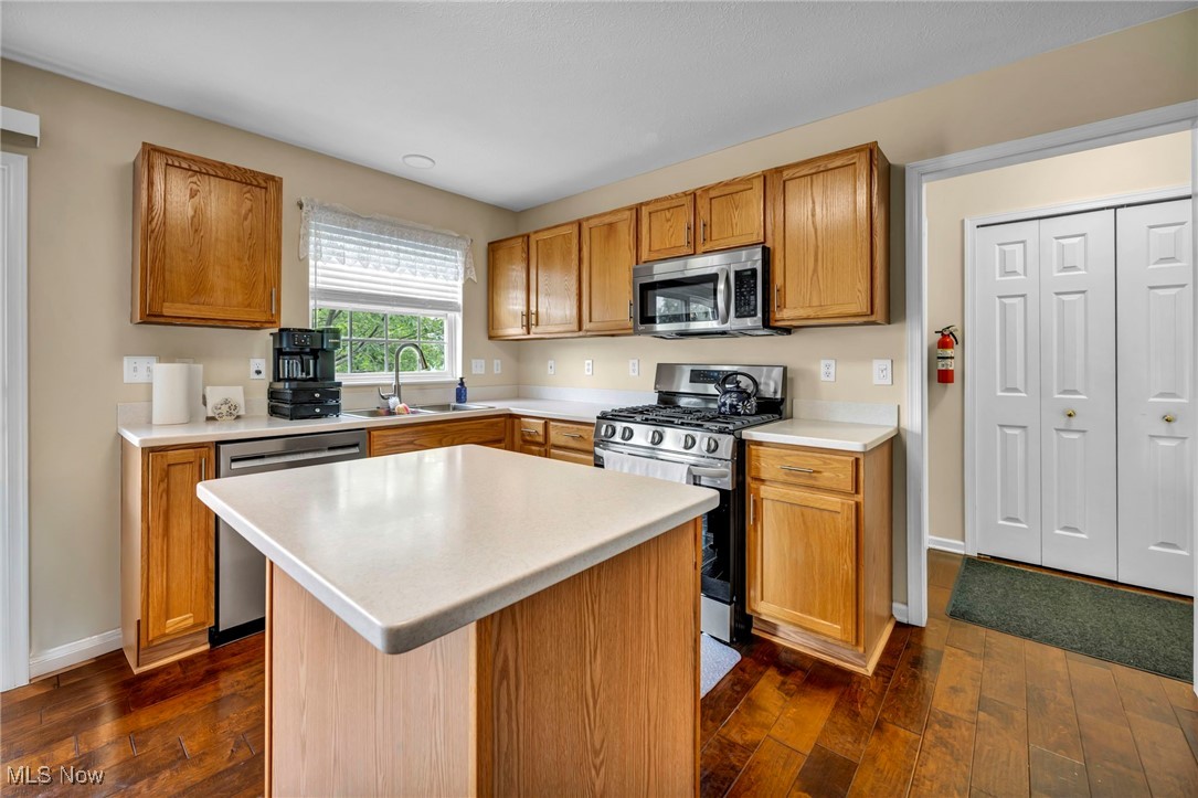 38484 Misty Meadow Trail, North Ridgeville, Ohio image 13