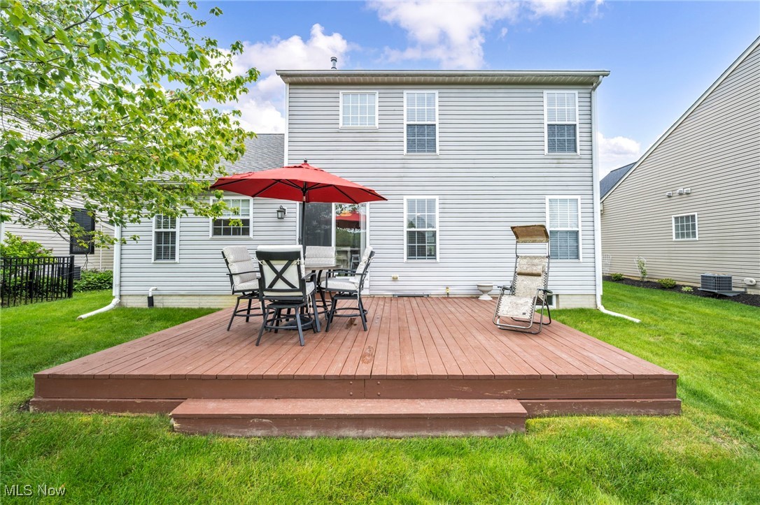 38484 Misty Meadow Trail, North Ridgeville, Ohio image 9