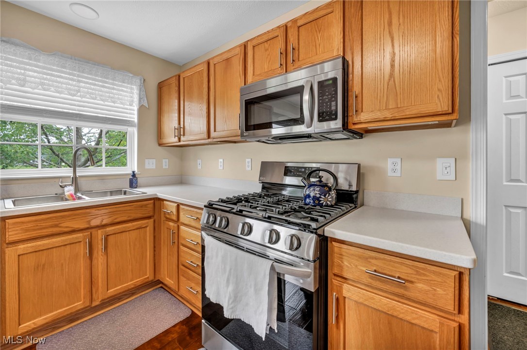 38484 Misty Meadow Trail, North Ridgeville, Ohio image 15