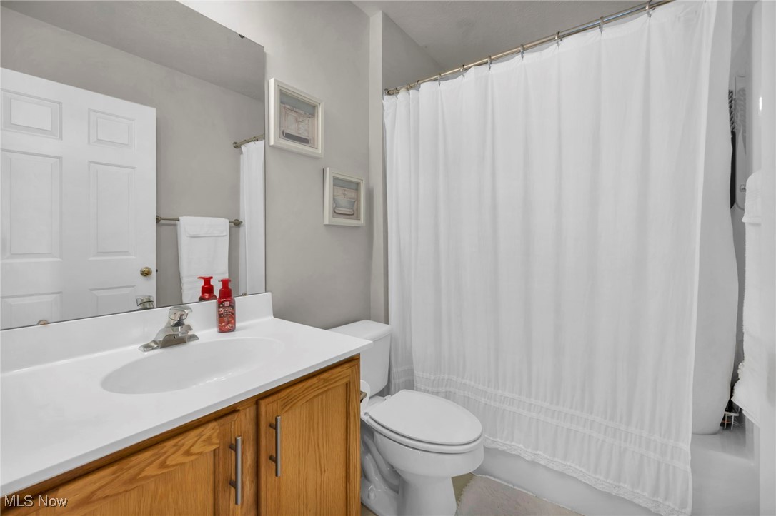 38484 Misty Meadow Trail, North Ridgeville, Ohio image 25