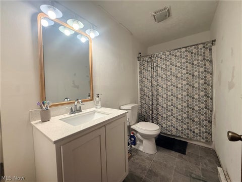 Tiny photo for 195 Market Street, Cortland, OH 44410 (MLS # 5239824)