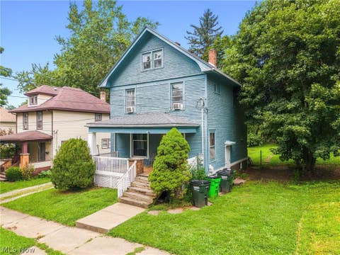 Multifamily For Sale - 447 West North Street<br/> Wooster, OH 44691