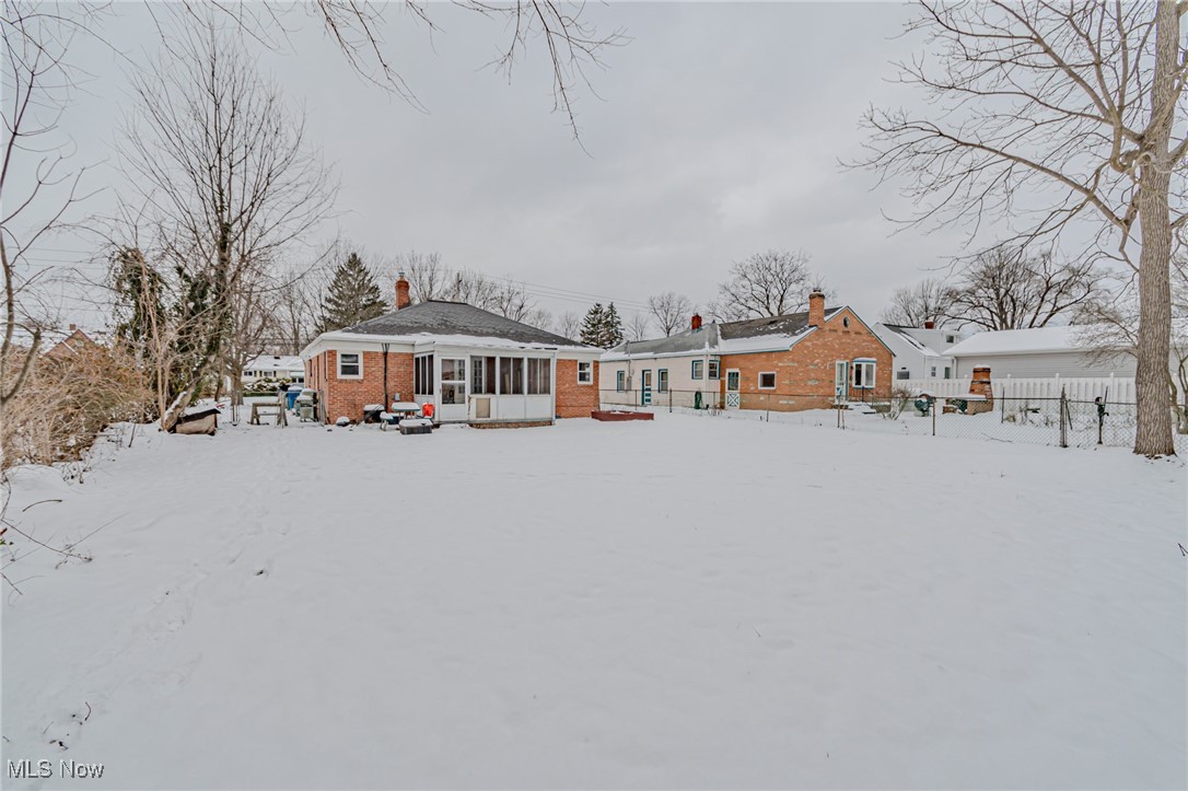 5407 Porter Road, North Olmsted, Ohio image 12