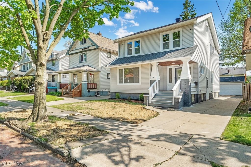Photo of 10421 Linnet Avenue, Cleveland, OH 44111 (MLS # 5207638)