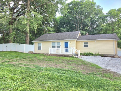 Homes For Rent - 2956 Hayne Road<br/> Summit County, Akron, OH 44312