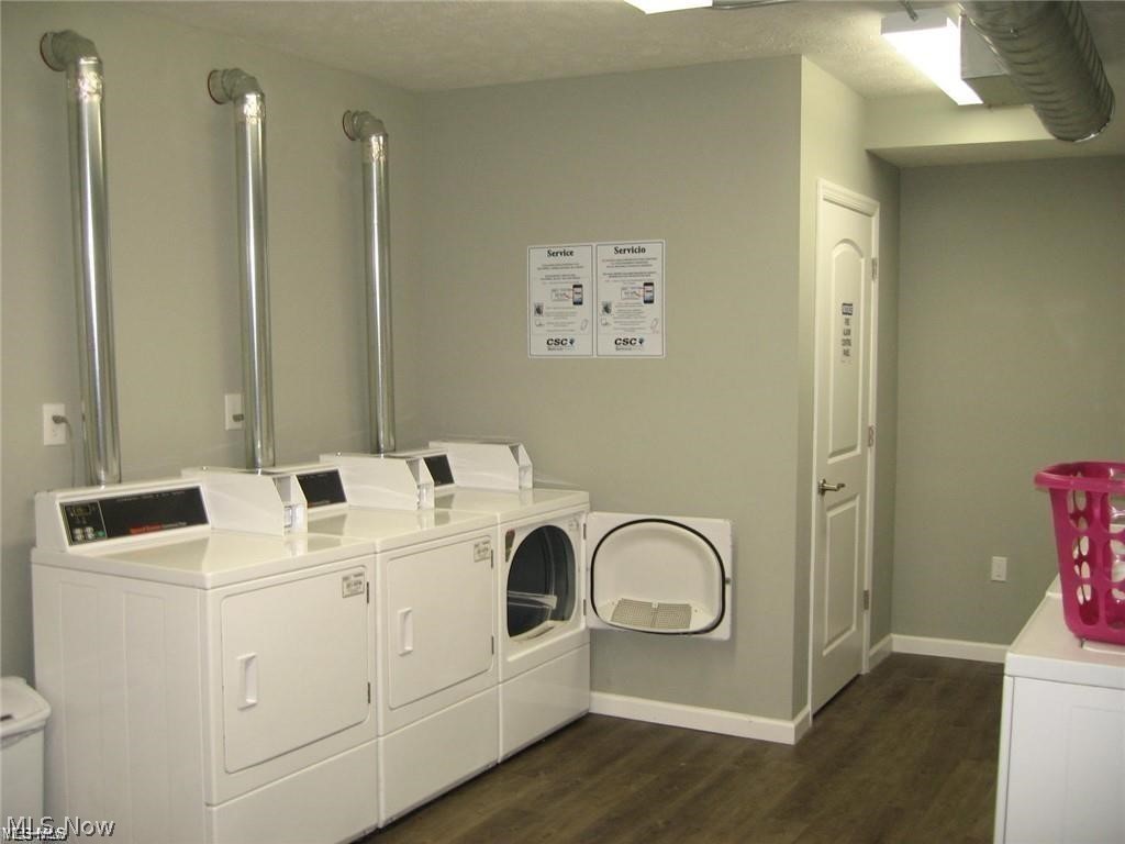 Lakewood Park - Residential Lease